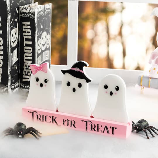 Glitzhome® 10" Halloween Wooden Epoxy Ghosts Table Decor